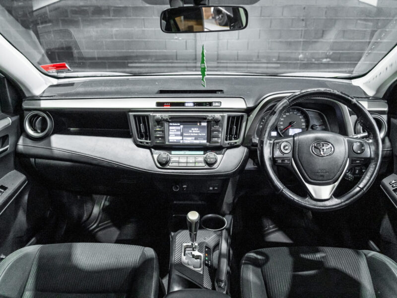Vehicle Gallery Image