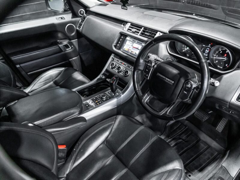 Vehicle Gallery Image