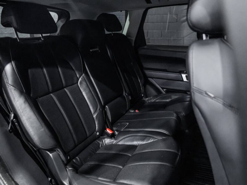 Vehicle Gallery Image