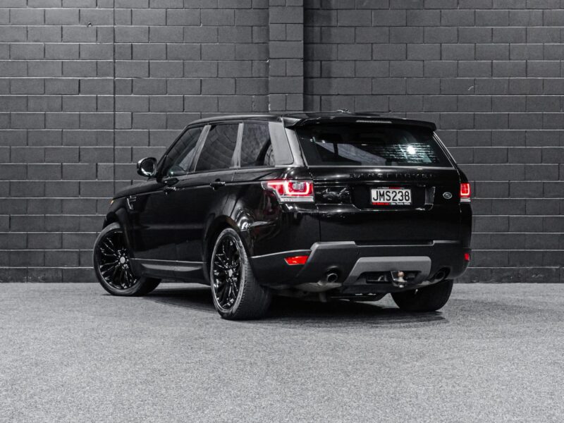 Vehicle Gallery Image