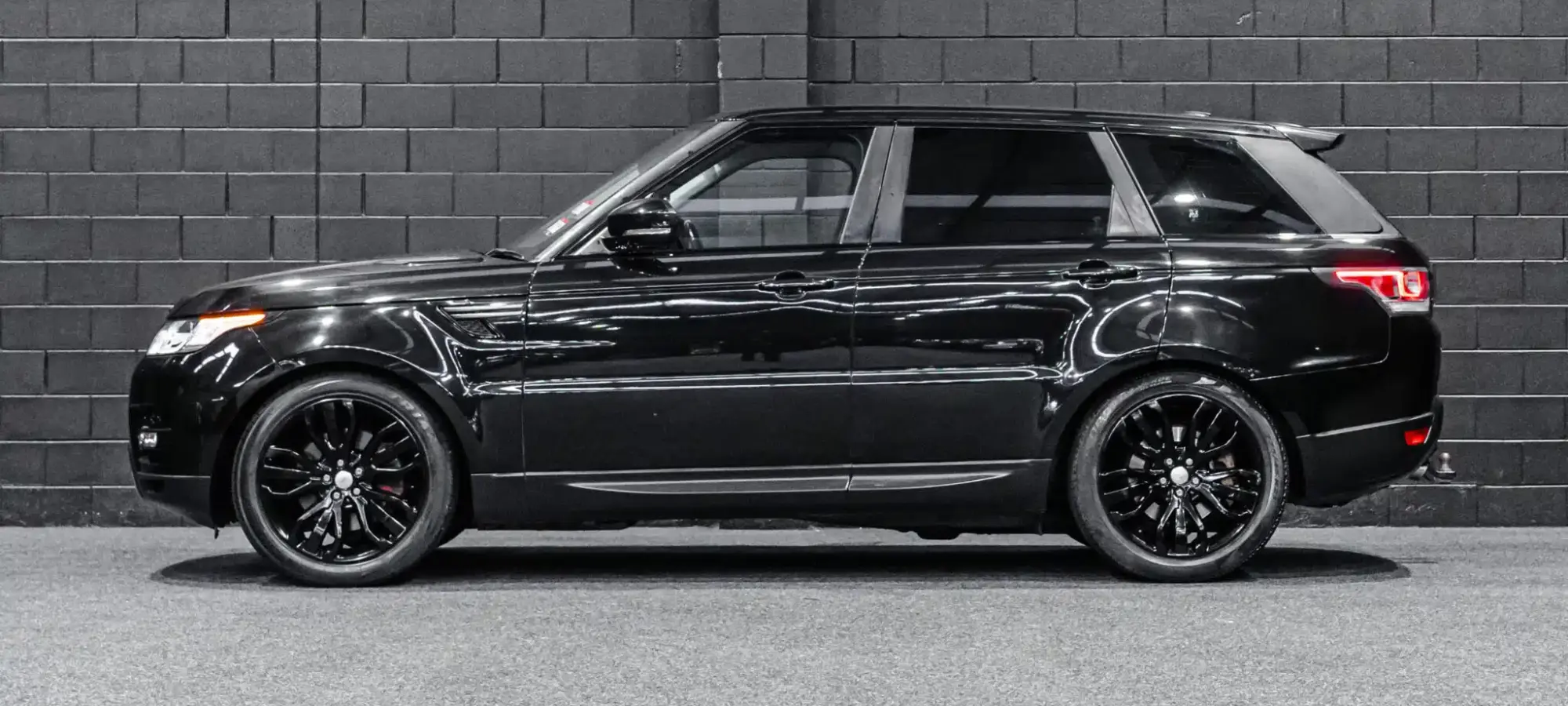 Vehicle Gallery Image