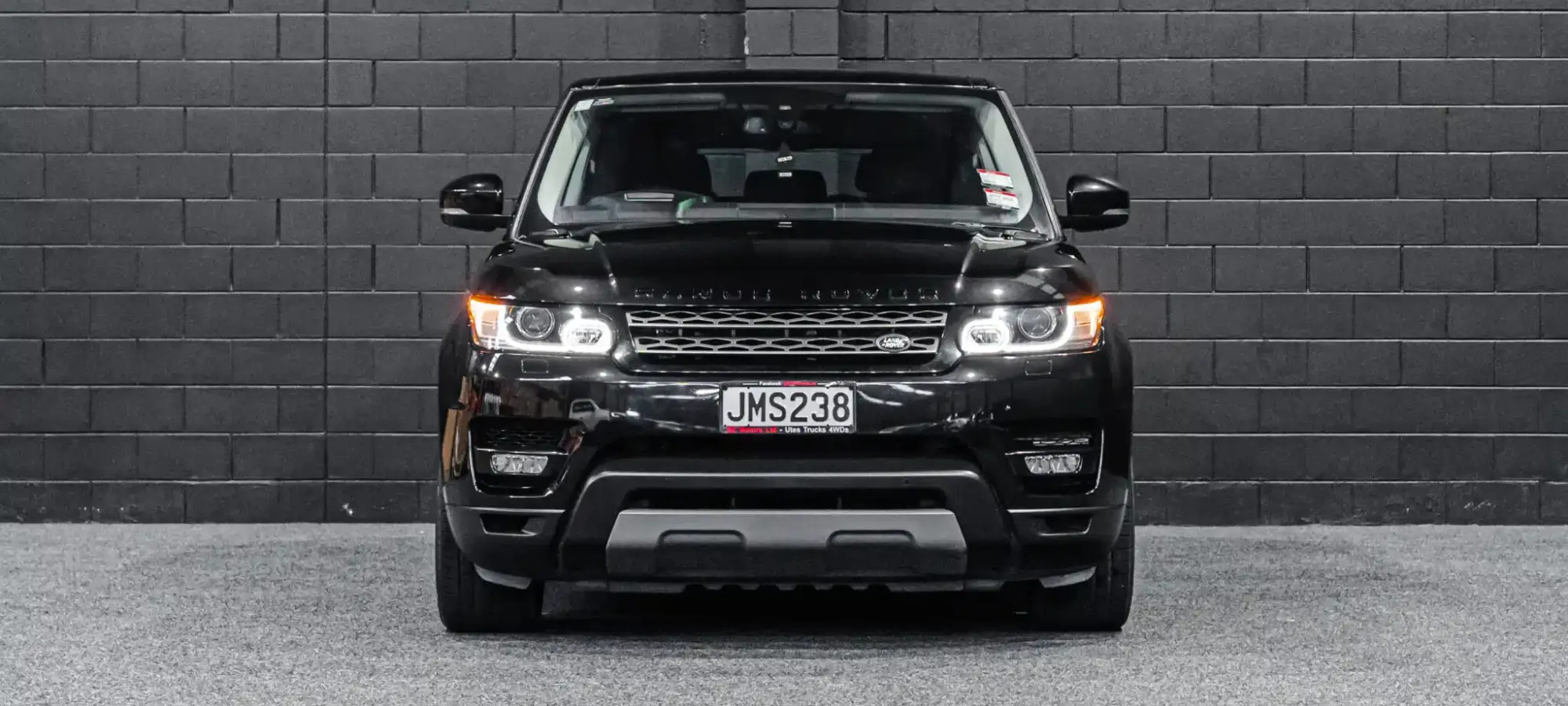 Vehicle Gallery Image