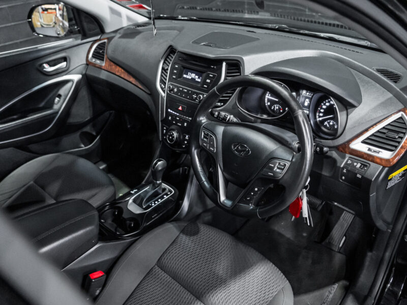 Vehicle Gallery Image