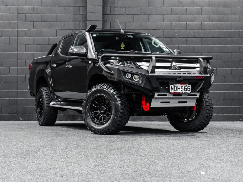 Vehicle Gallery Image