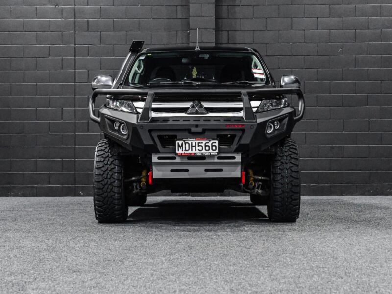 Vehicle Gallery Image