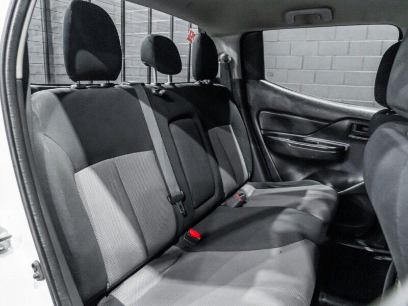 Vehicle Gallery Image