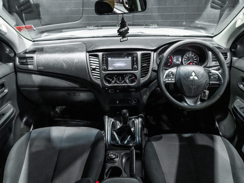 Vehicle Gallery Image