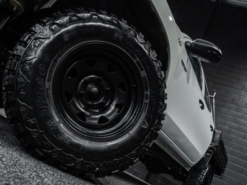 Vehicle Gallery Image