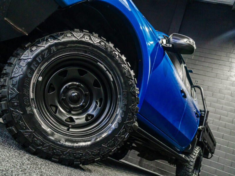 Vehicle Gallery Image