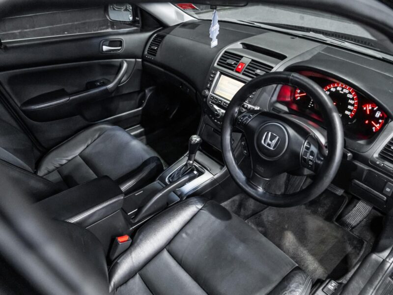 Vehicle Gallery Image