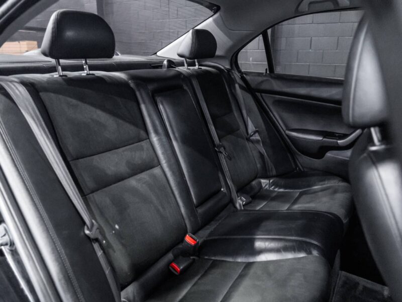 Vehicle Gallery Image