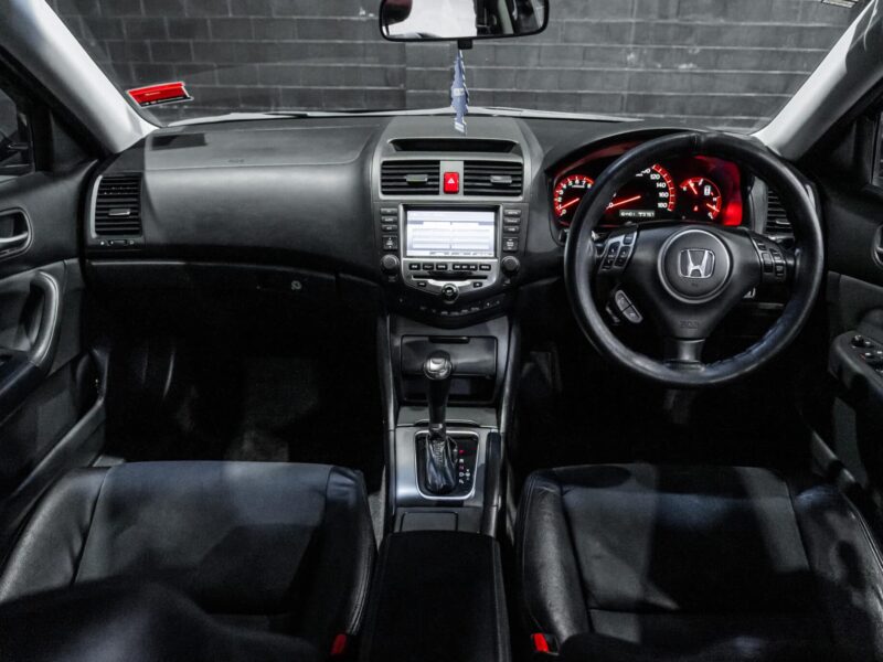 Vehicle Gallery Image