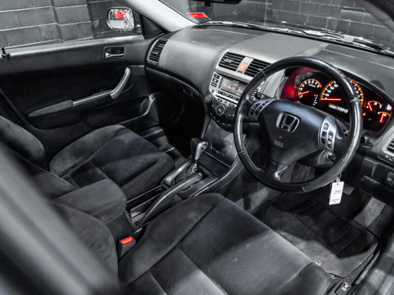 Vehicle Gallery Image