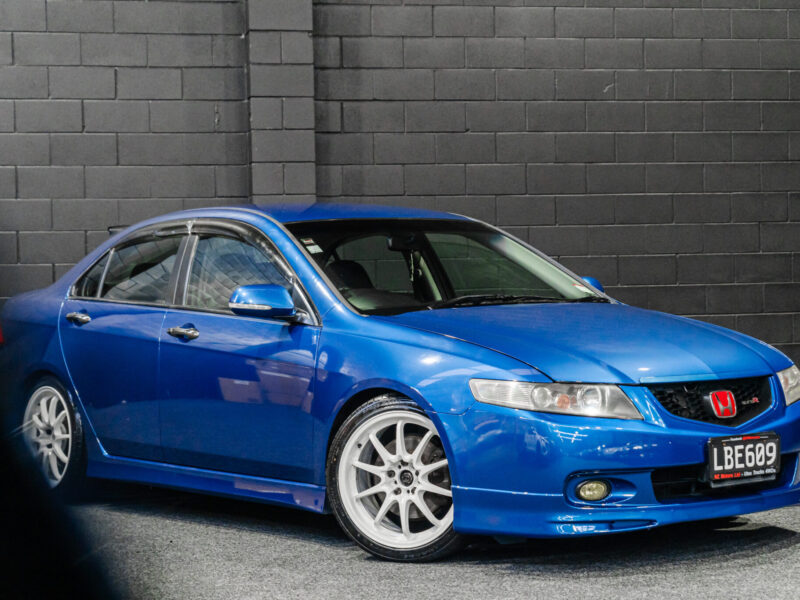 Vehicle Gallery Image