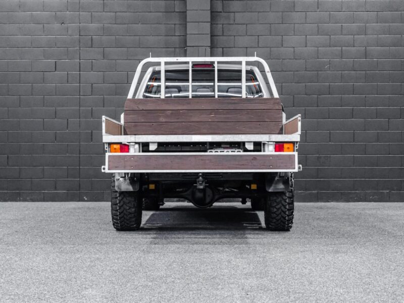 Vehicle Gallery Image