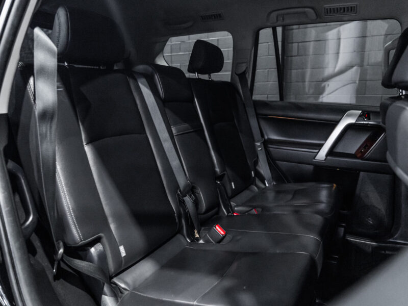 Vehicle Gallery Image