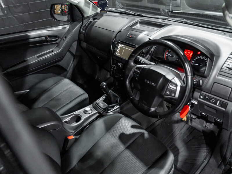 Vehicle Gallery Image