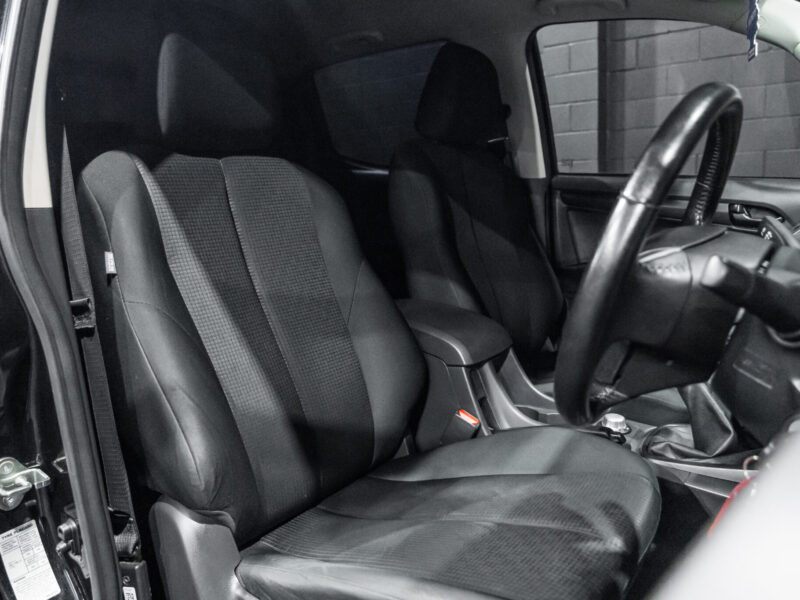 Vehicle Gallery Image