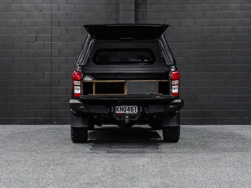 Vehicle Gallery Image