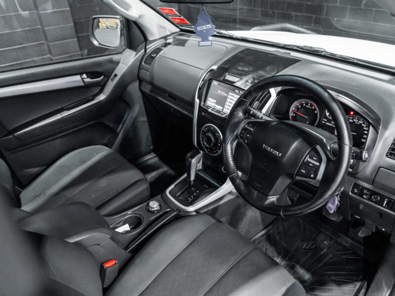 Vehicle Gallery Image
