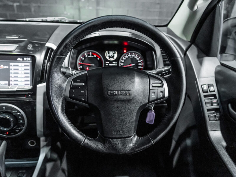 Vehicle Gallery Image