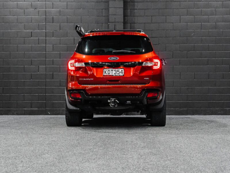 Vehicle Gallery Image