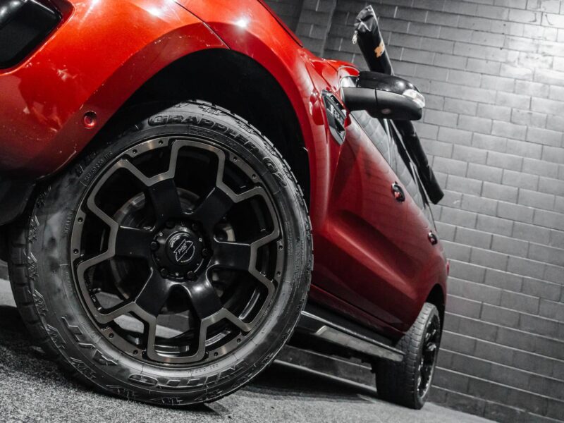Vehicle Gallery Image