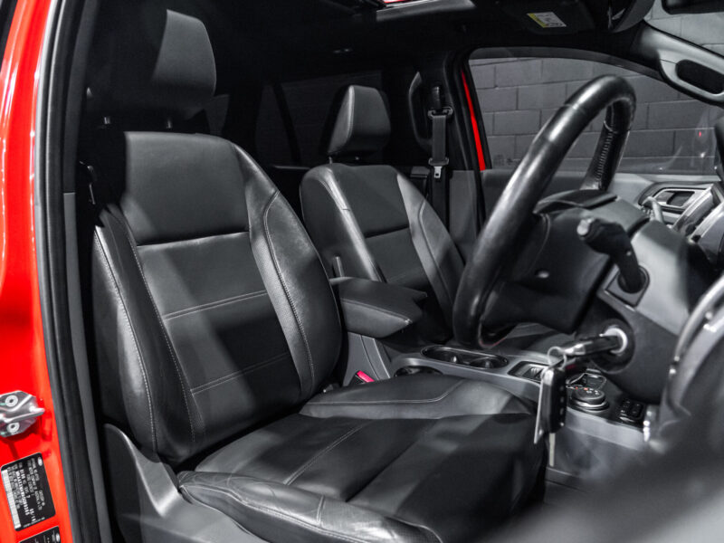 Vehicle Gallery Image