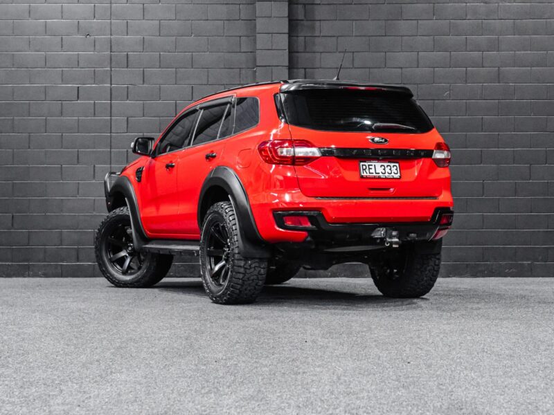 Vehicle Gallery Image