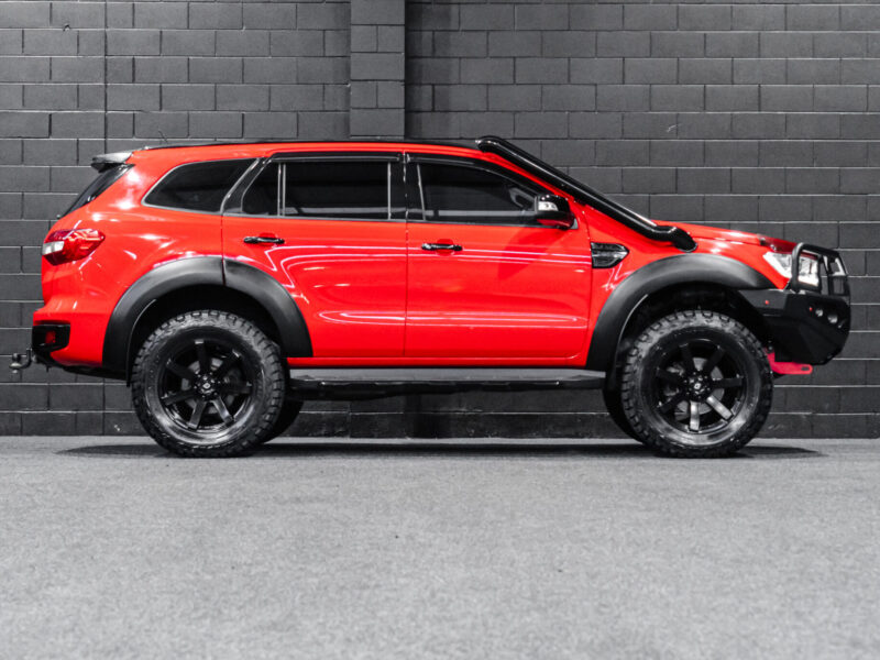 Vehicle Gallery Image