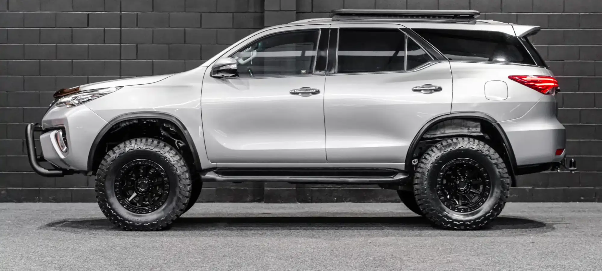 Vehicle Gallery Image