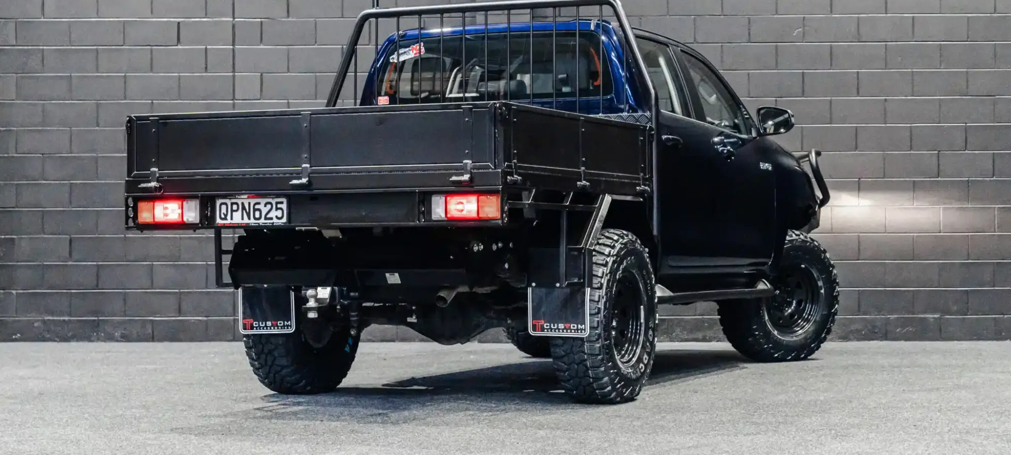 Vehicle Gallery Image