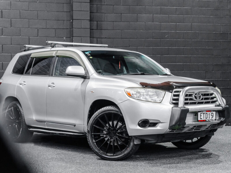 Vehicle Gallery Image