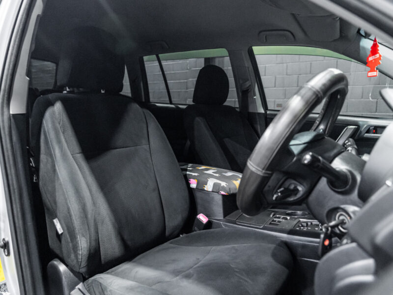 Vehicle Gallery Image