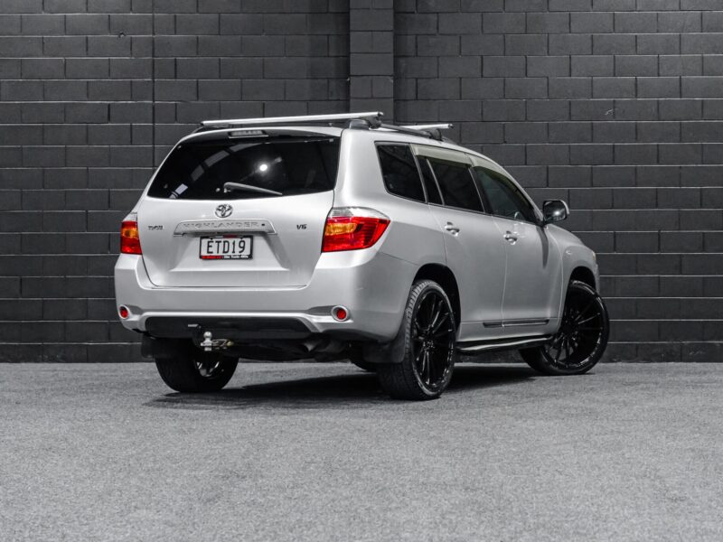 Vehicle Gallery Image