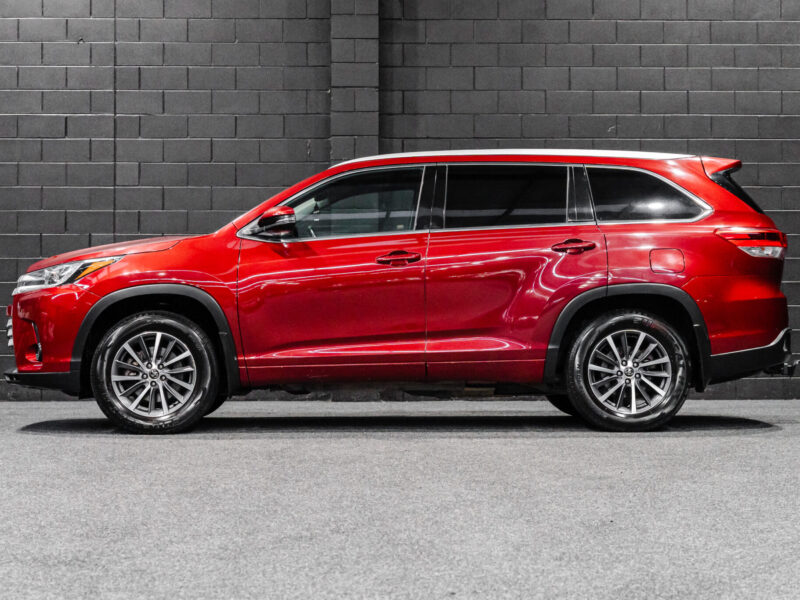 Vehicle Gallery Image