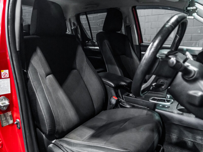Vehicle Gallery Image