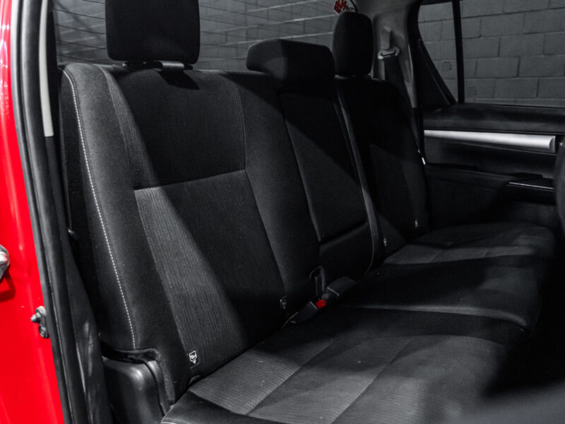 Vehicle Gallery Image