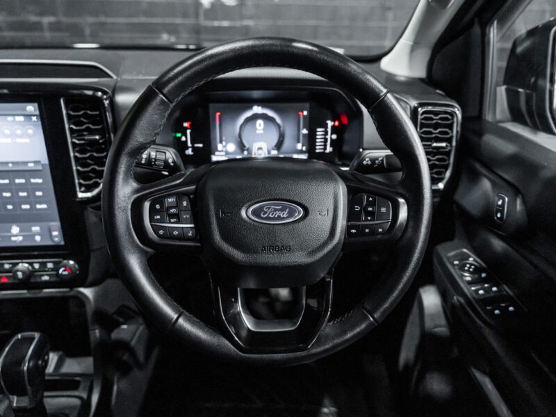 Vehicle Gallery Image