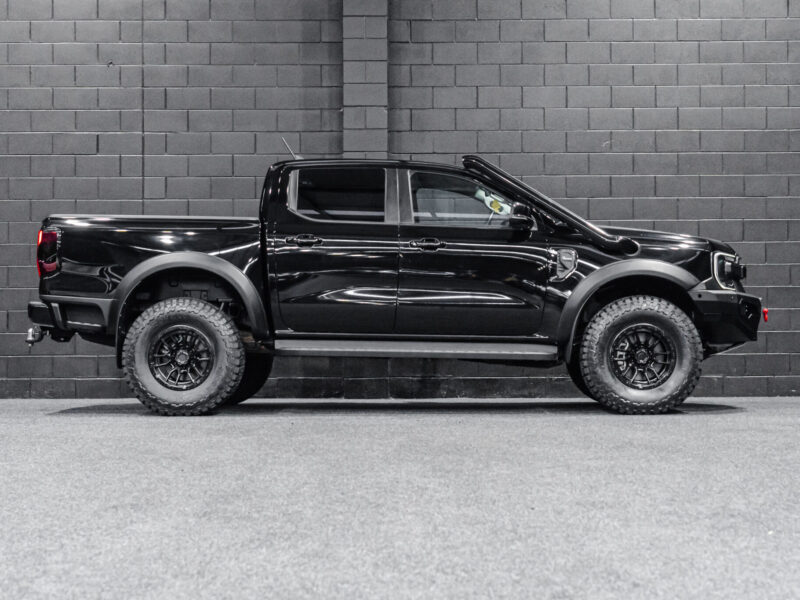 Vehicle Gallery Image