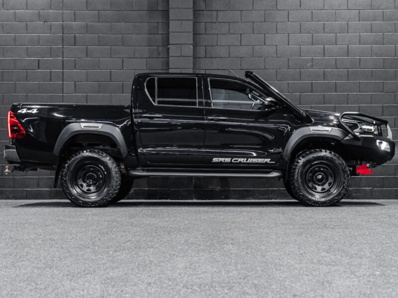 Vehicle Gallery Image