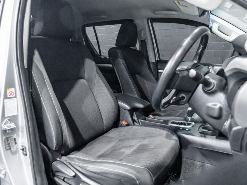 Vehicle Gallery Image