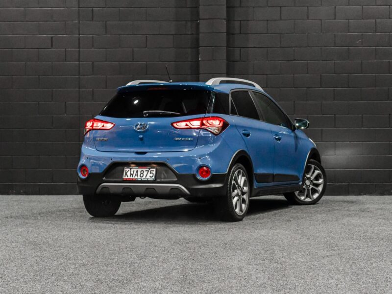 Vehicle Gallery Image