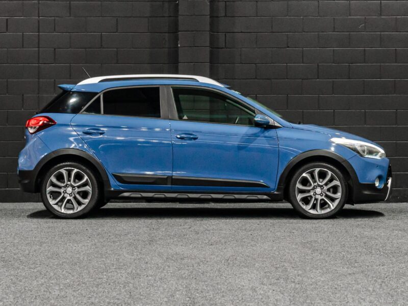 Vehicle Gallery Image