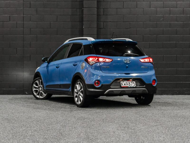 Vehicle Gallery Image
