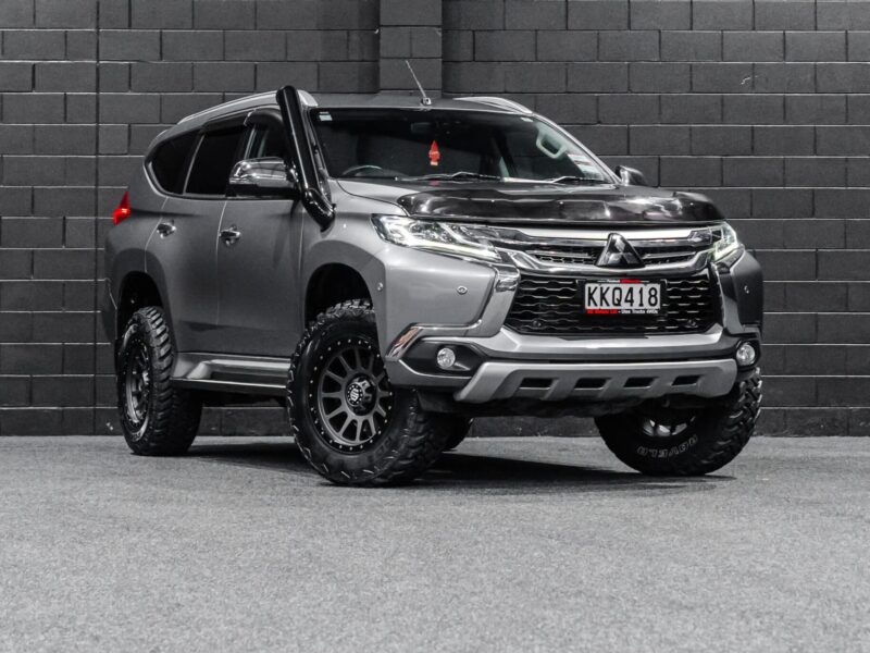 Vehicle Gallery Image
