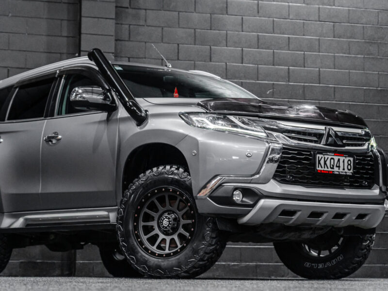 Vehicle Gallery Image