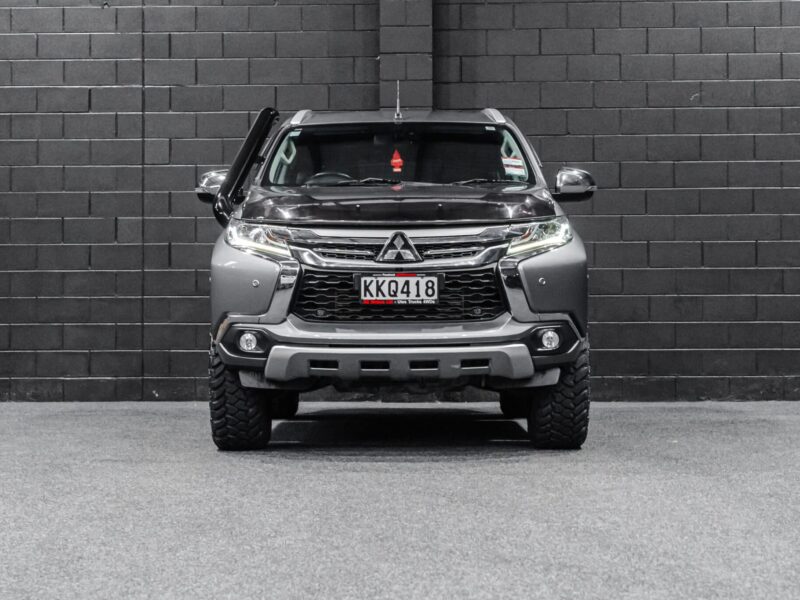 Vehicle Gallery Image