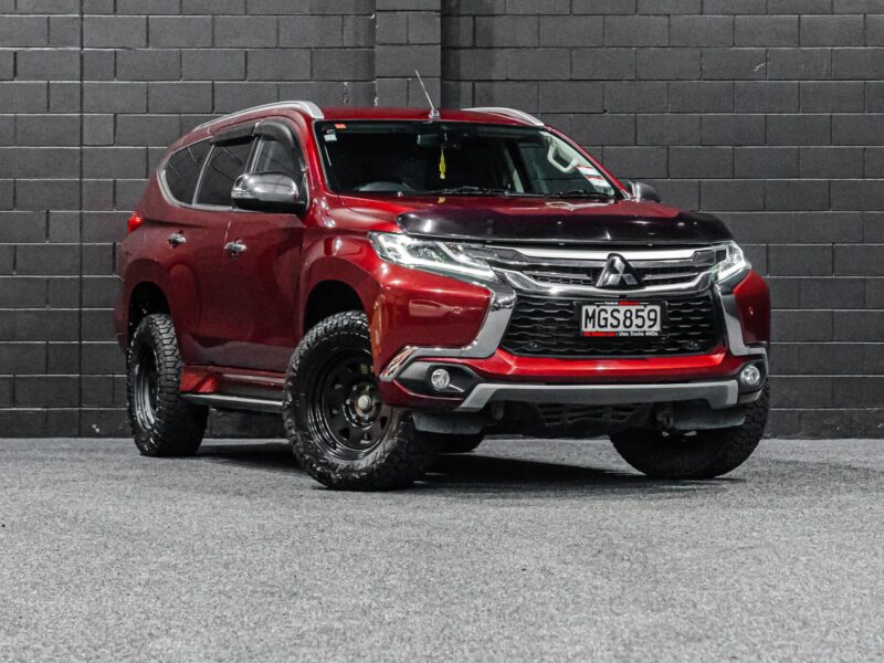Vehicle Gallery Image
