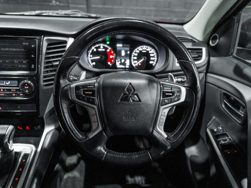 Vehicle Gallery Image